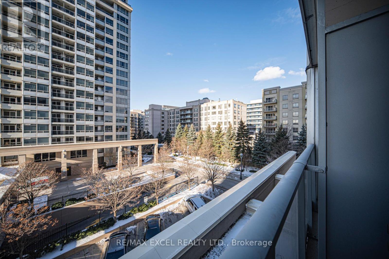 413 - 8 Rean Drive, Toronto, Ontario M2K 3B9 - Photo 9 - C12606882