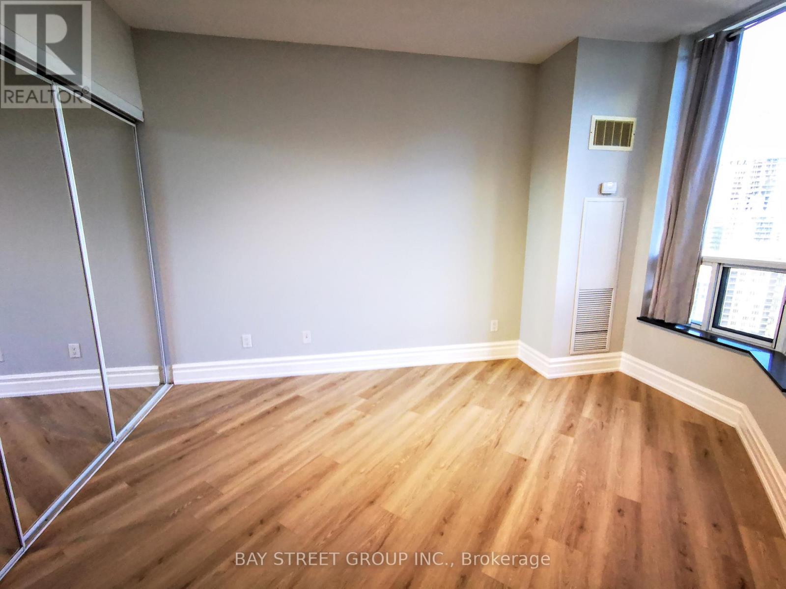 2310 - 5 Northtown Way, Toronto, Ontario  M2N 7A1 - Photo 10 - C12606890