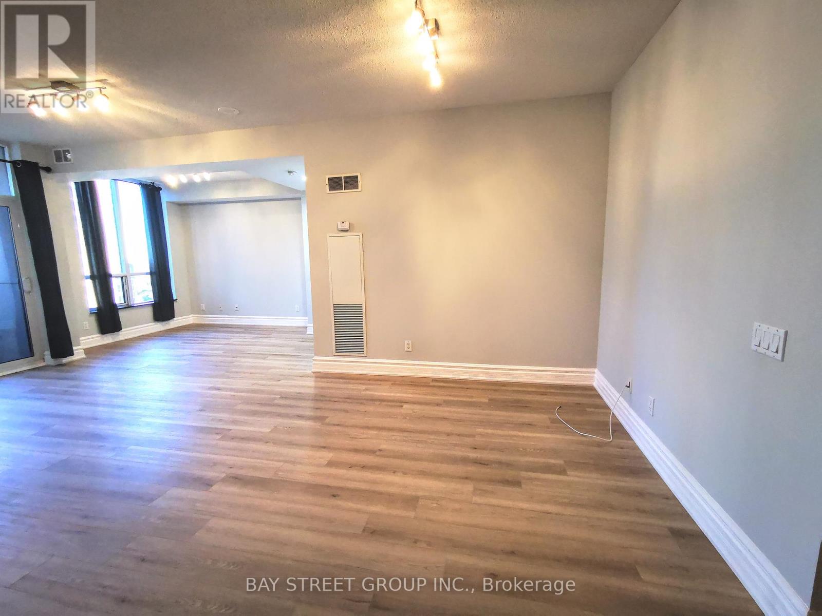 2310 - 5 Northtown Way, Toronto, Ontario  M2N 7A1 - Photo 3 - C12606890