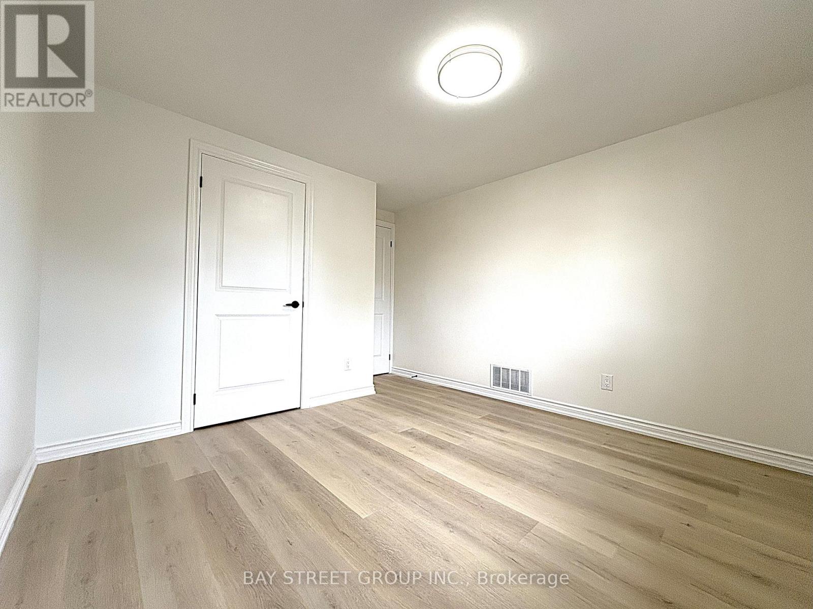 9 Truro Crescent, Toronto, Ontario M1V 2H7 - Photo 9 - E12606888