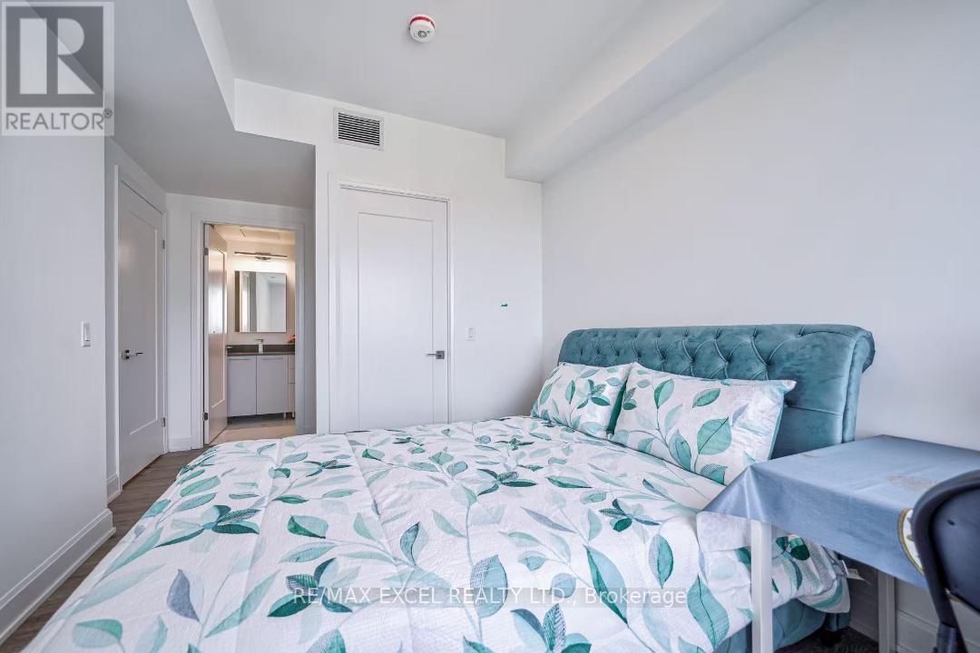 2701 - 8 Water Walk Drive, Markham, Ontario  L3R 6L4 - Photo 12 - N12606892