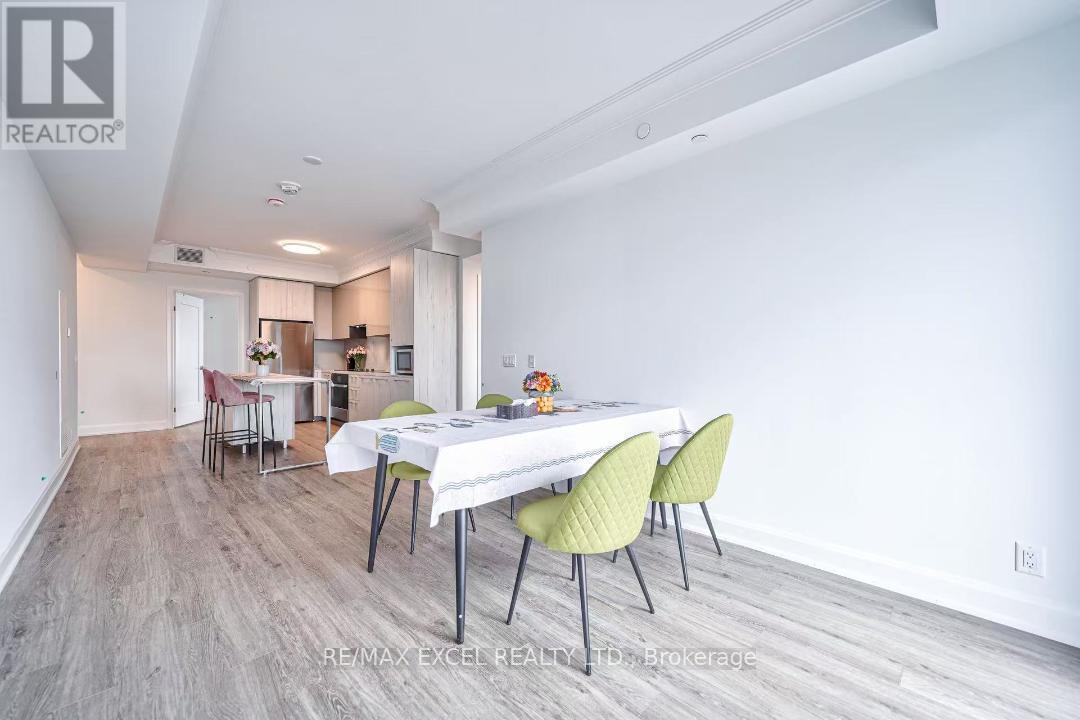 2701 - 8 Water Walk Drive, Markham, Ontario  L3R 6L4 - Photo 4 - N12606892