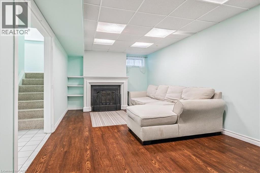 22 Merritt Crescent, Grimsby, Ontario L3M 4X5 - Photo 7 - 40773094