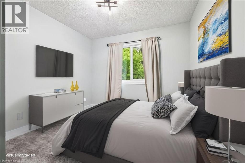 22 Merritt Crescent, Grimsby, Ontario L3M 4X5 - Photo 6 - 40773094