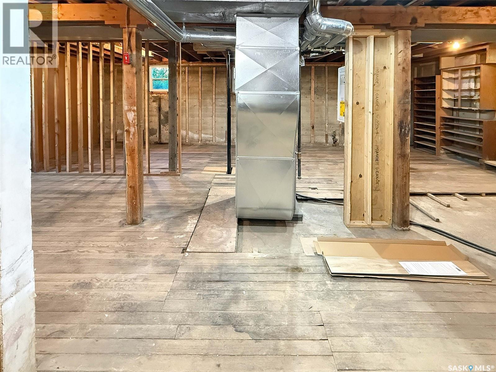 28 3rd Avenue Ne, Swift Current, Saskatchewan  S9H 2G2 - Photo 37 - SK025242