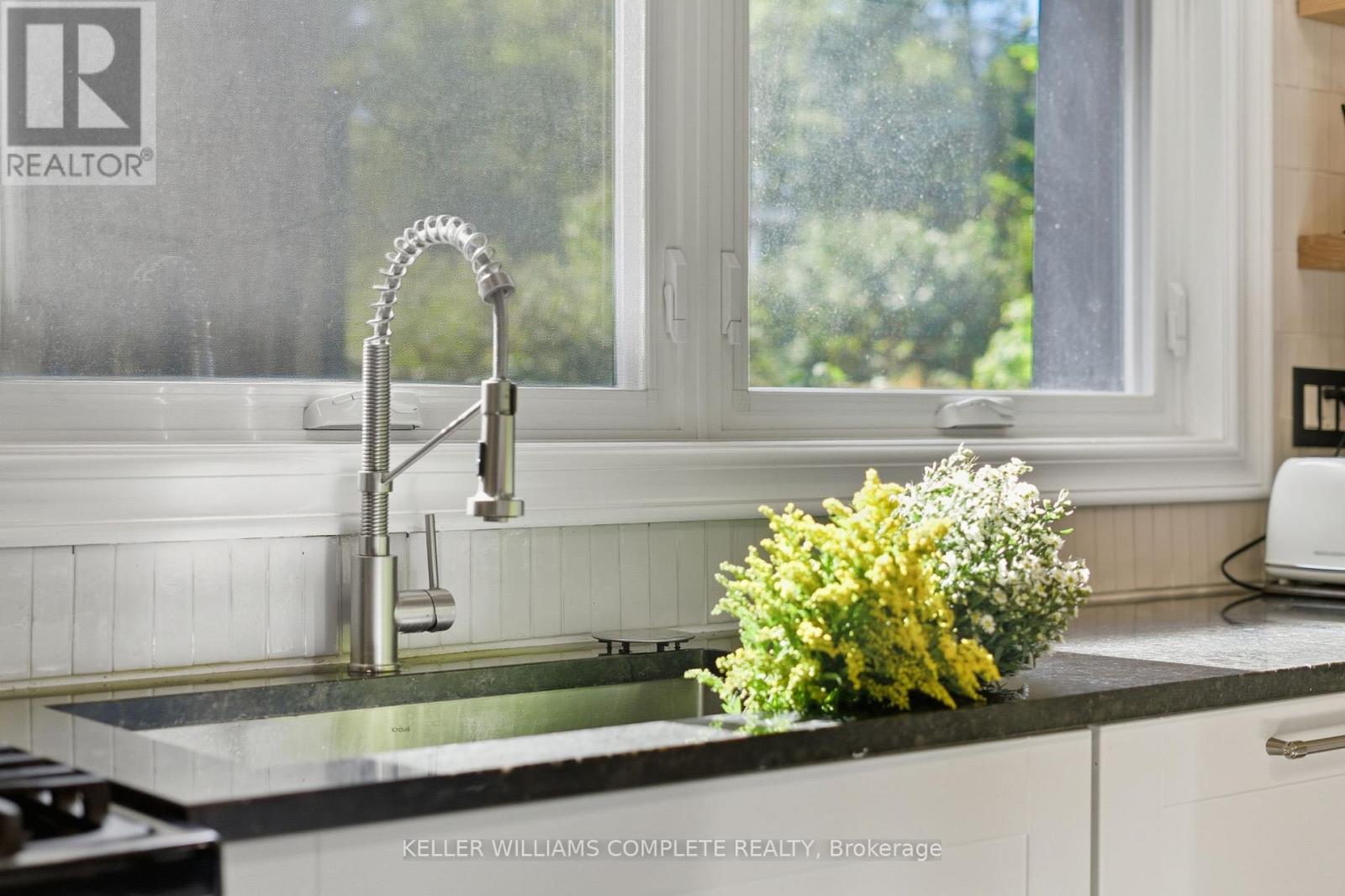 48 Liberty Street, Hamilton, Ontario  L8N 2N6 - Photo 15 - X12606876