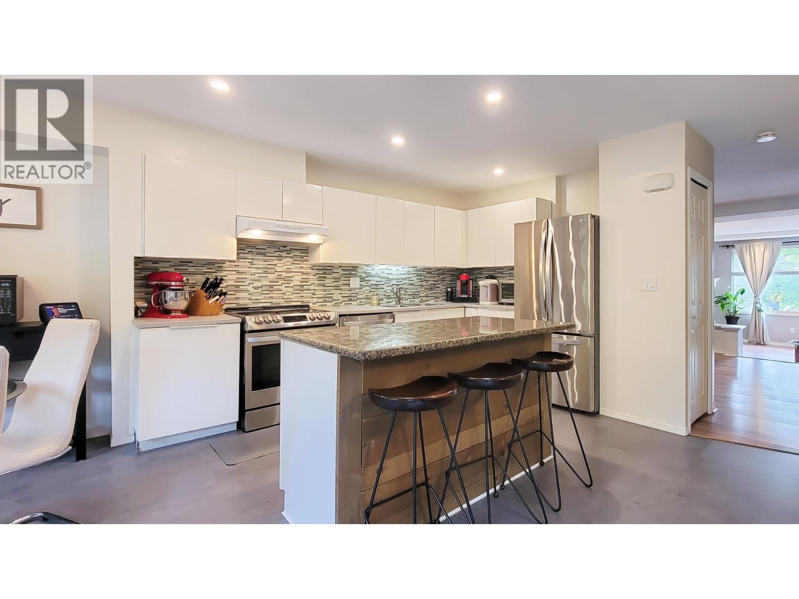 149 1495 Lansdowne Drive, Coquitlam, British Columbia V3E 2X4 - Photo 11 - R3058526