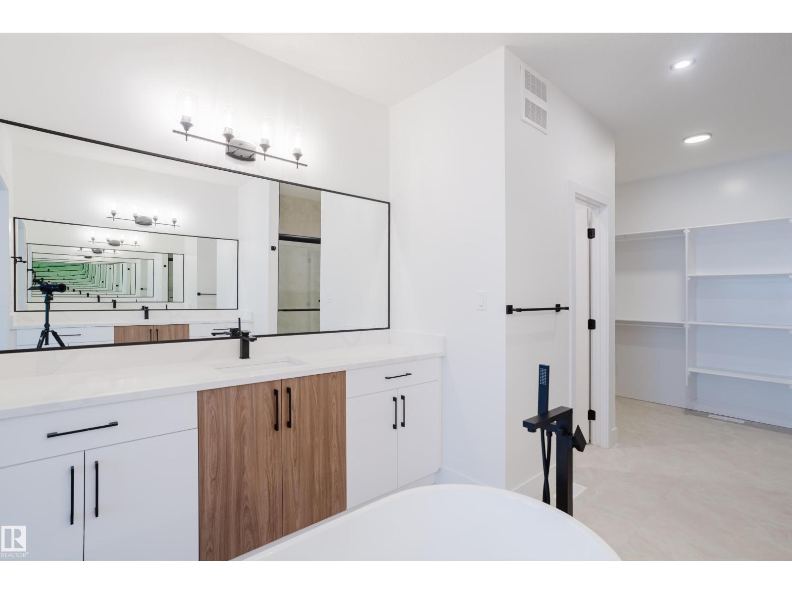 230 Kinglet Bv Nw, Edmonton, Alberta  T5S 0W4 - Photo 40 - E4467590