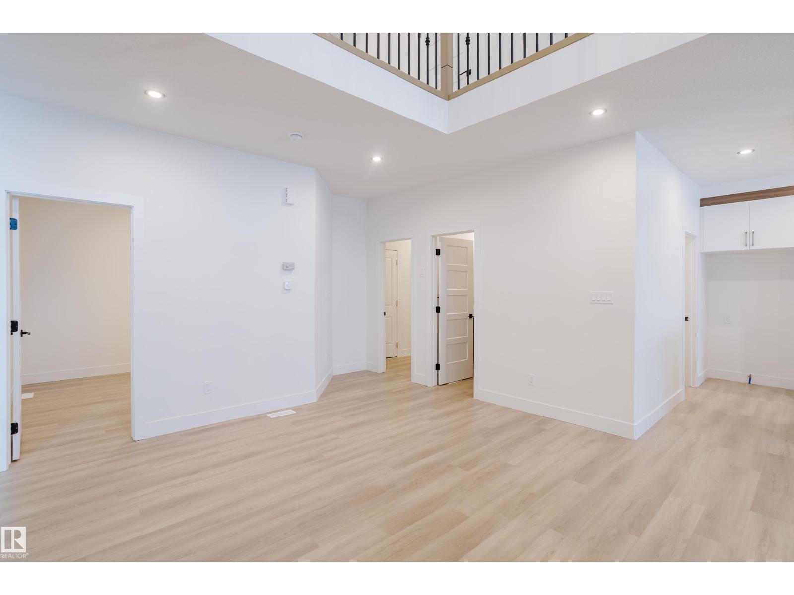 230 Kinglet Bv Nw, Edmonton, Alberta  T5S 0W4 - Photo 7 - E4467590