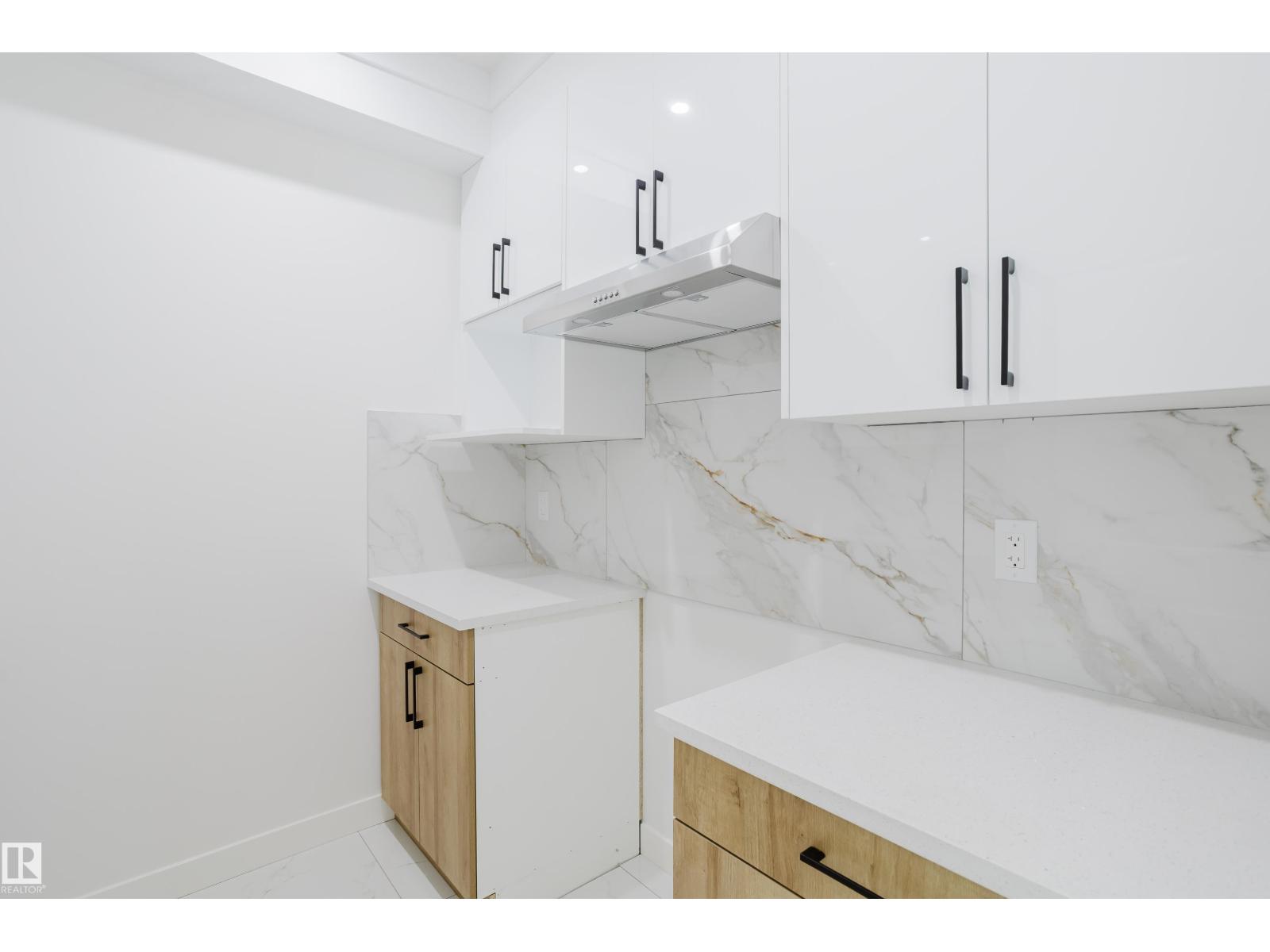 942 18 Av Nw, Edmonton, Alberta  T6T 2X3 - Photo 12 - E4467591