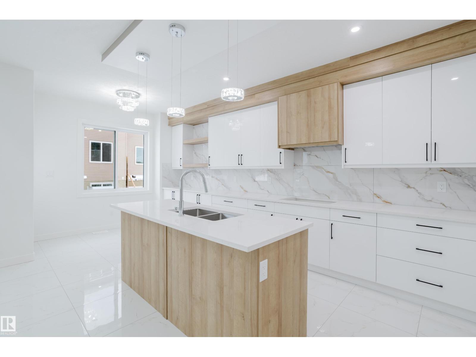 942 18 Av Nw, Edmonton, Alberta  T6T 2X3 - Photo 14 - E4467591