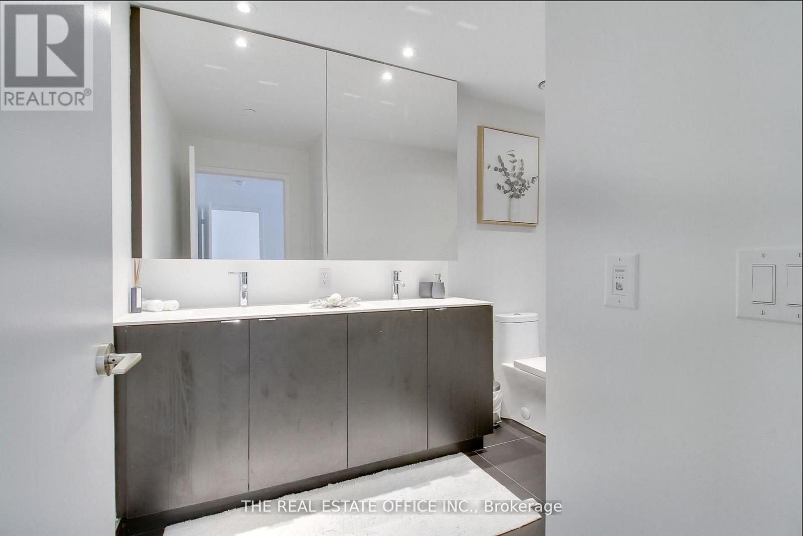 Lph03 - 20 Edward Street, Toronto, Ontario M5G 0C5 - Photo 15 - C12606912