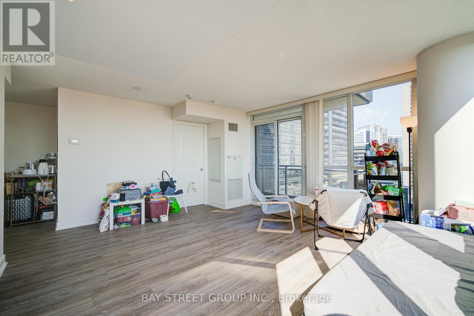 1104 - 23 Sheppard Avenue E, Toronto, Ontario M2N 0C8 - Photo 16 - C12606924