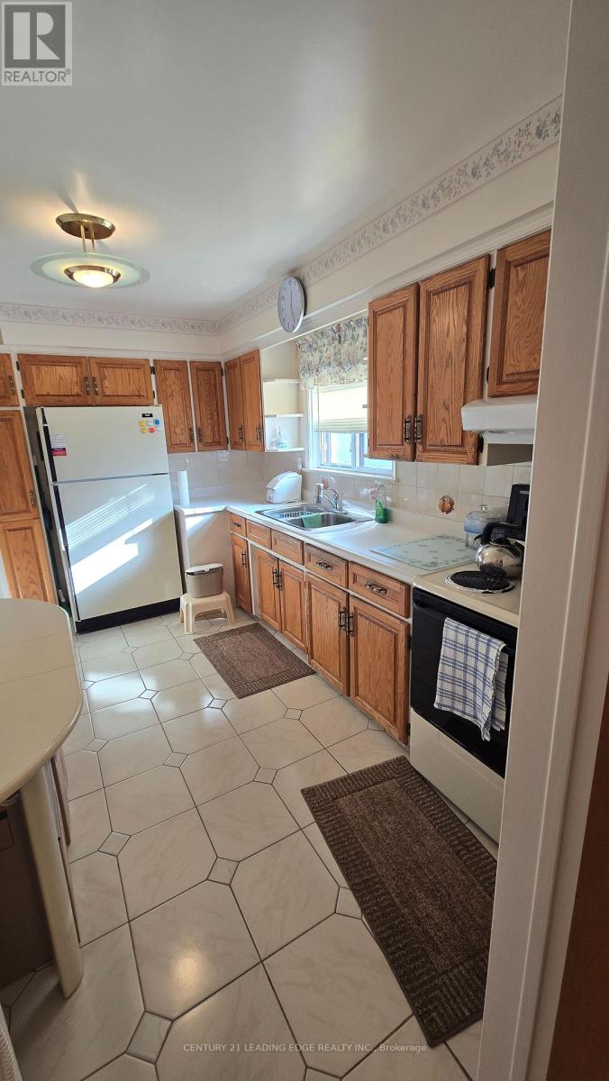 71 Gooderham Drive, Toronto, Ontario  M1R 3G6 - Photo 8 - E12606922