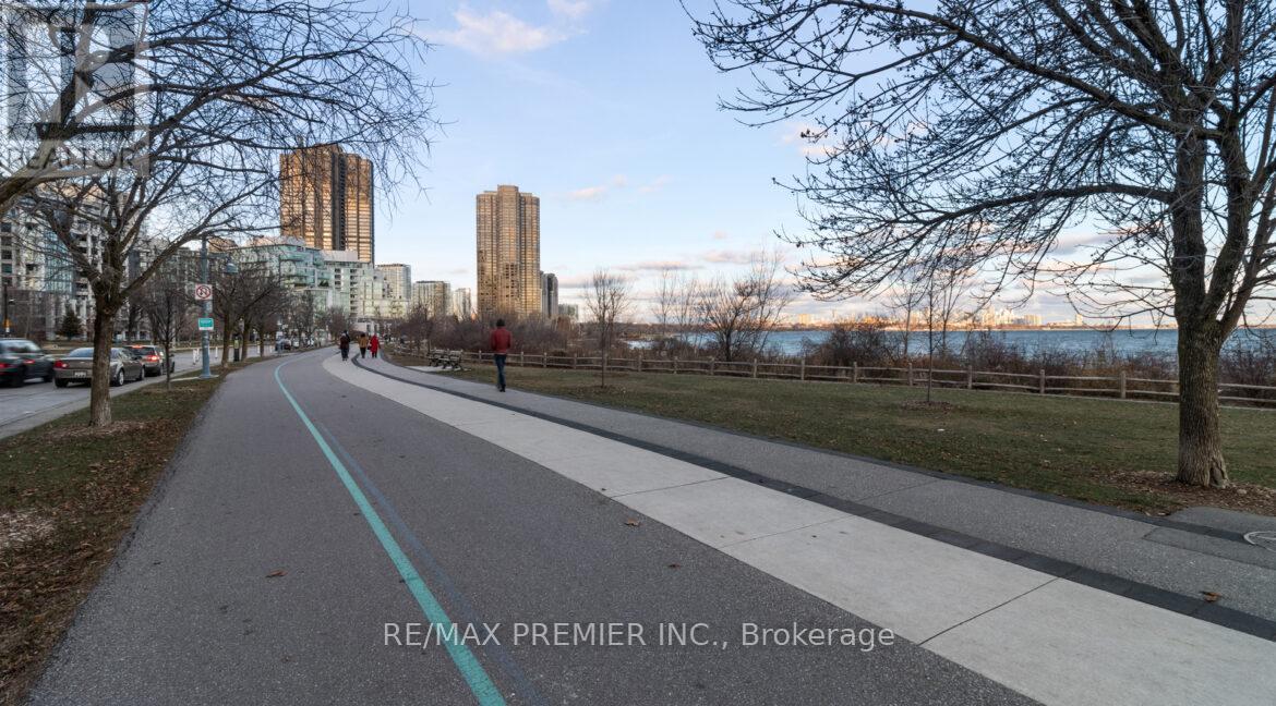 229 - 58 Marine Parade Drive, Toronto, Ontario M8V 4G1 - Photo 34 - W12606906