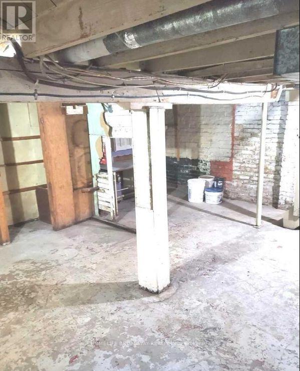 1354 Caroline Street, Burlington, Ontario  L7S 1H4 - Photo 26 - W12606914