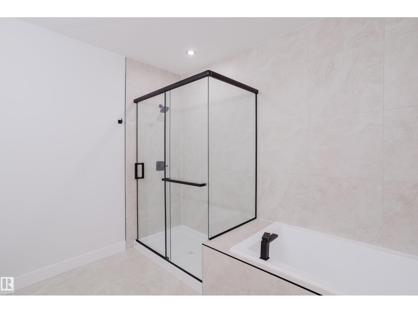 222 Edgemont Green Gr Nw, Edmonton, Alberta  T6M 3J6 - Photo 39 - E4467592