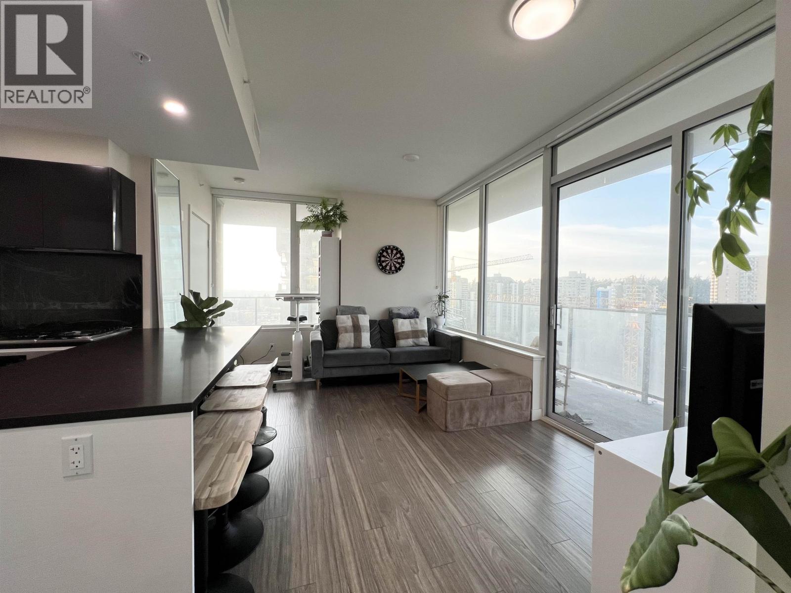 1006 6383 Mckay Avenue, Burnaby, British Columbia V5H 0H8 - Photo 2 - R3071504