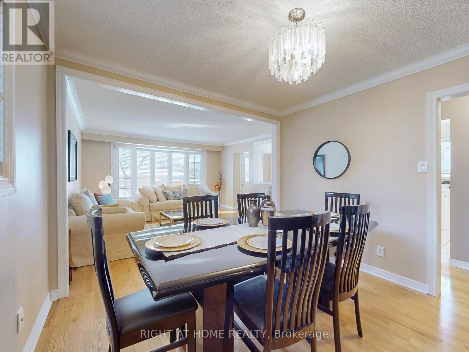 2 Barnes Crescent, Toronto, Ontario M1G 1Z9 - Photo 9 - E12606930