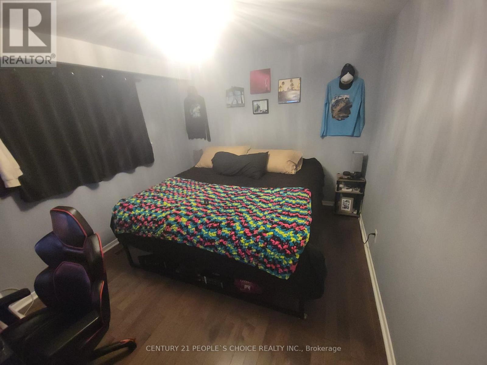 5486 Hixon Avenue, Burlington, Ontario  L7L 3S2 - Photo 10 - W12606940