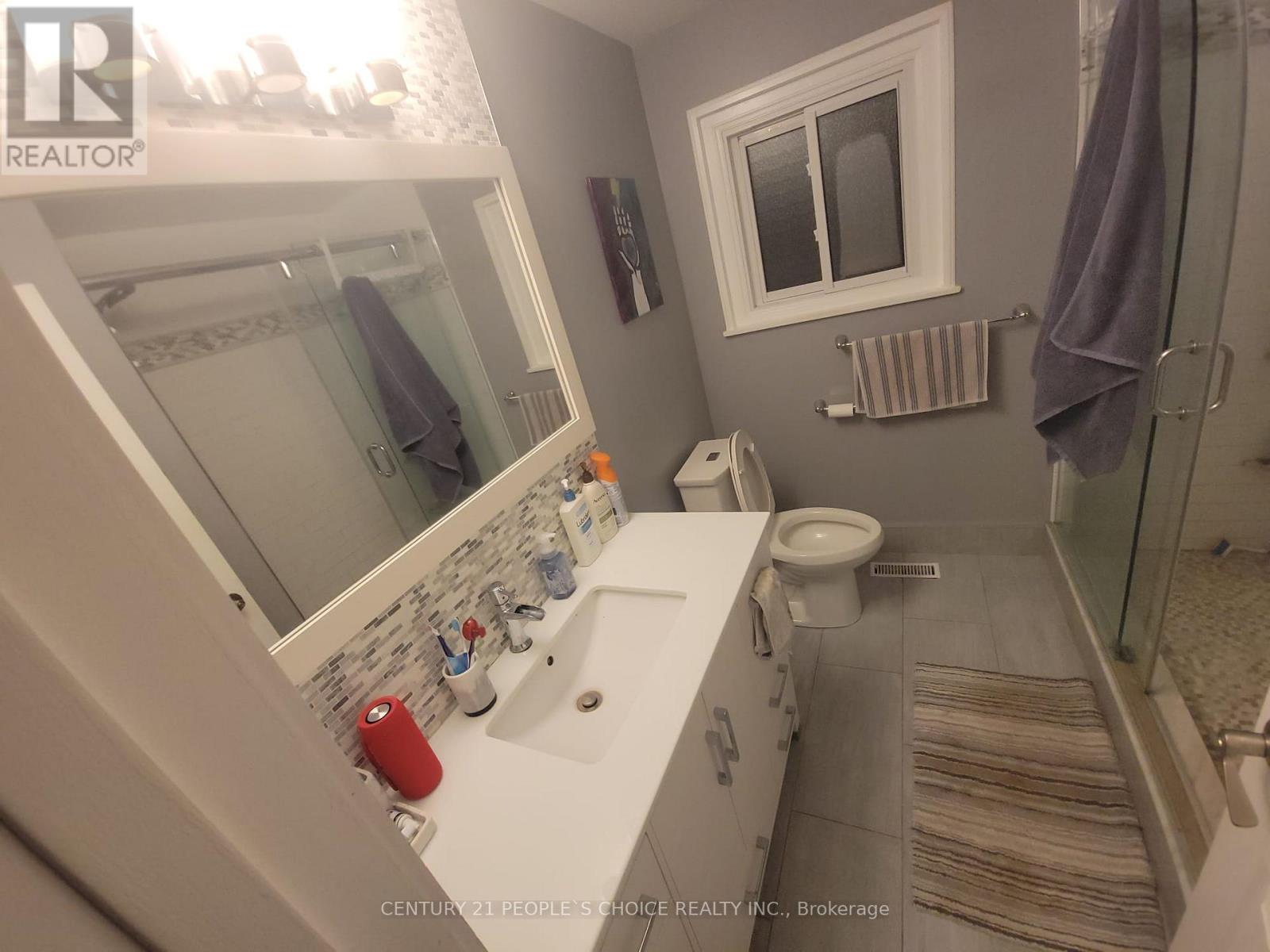 5486 Hixon Avenue, Burlington, Ontario  L7L 3S2 - Photo 13 - W12606940