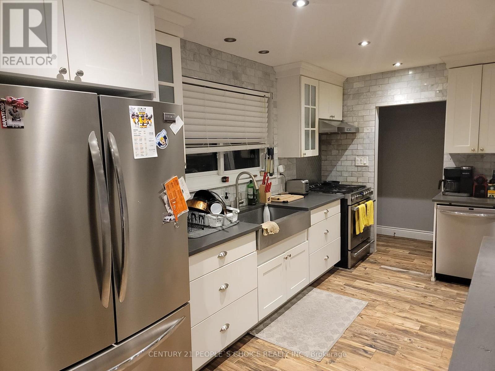 5486 Hixon Avenue, Burlington, Ontario  L7L 3S2 - Photo 6 - W12606940