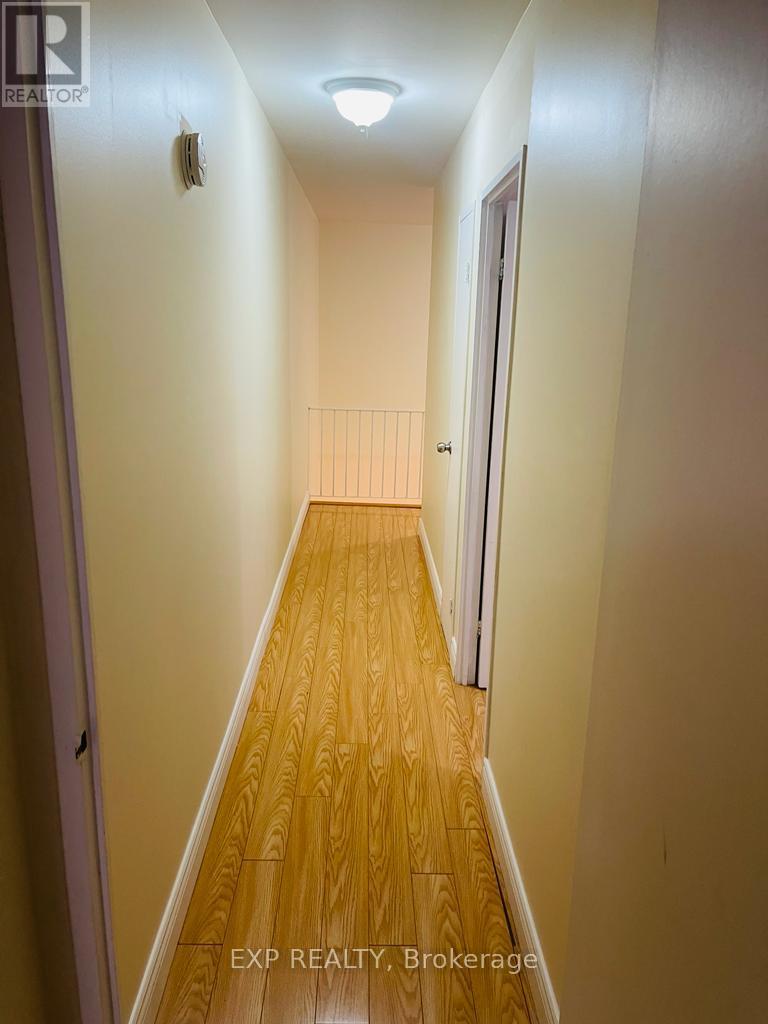 330 - 3025 The Credit Woodlands Road, Mississauga, Ontario L5C 2V3 - Photo 33 - W12606952