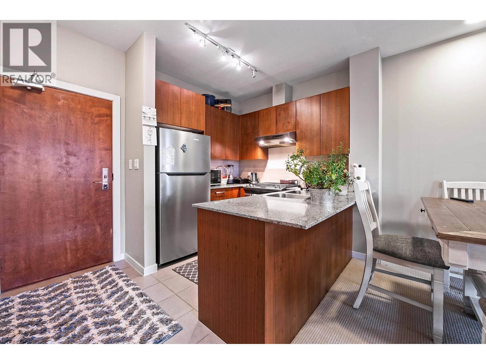 417 5885 Irmin Street, Burnaby, British Columbia V5J 0C2 - Photo 8 - R3053201