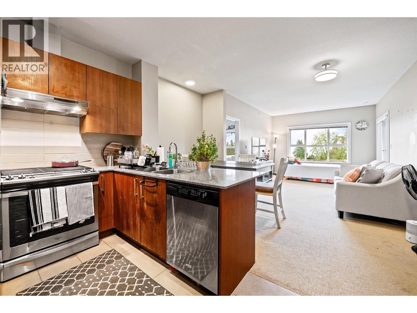 417 5885 Irmin Street, Burnaby, British Columbia V5J 0C2 - Photo 9 - R3053201