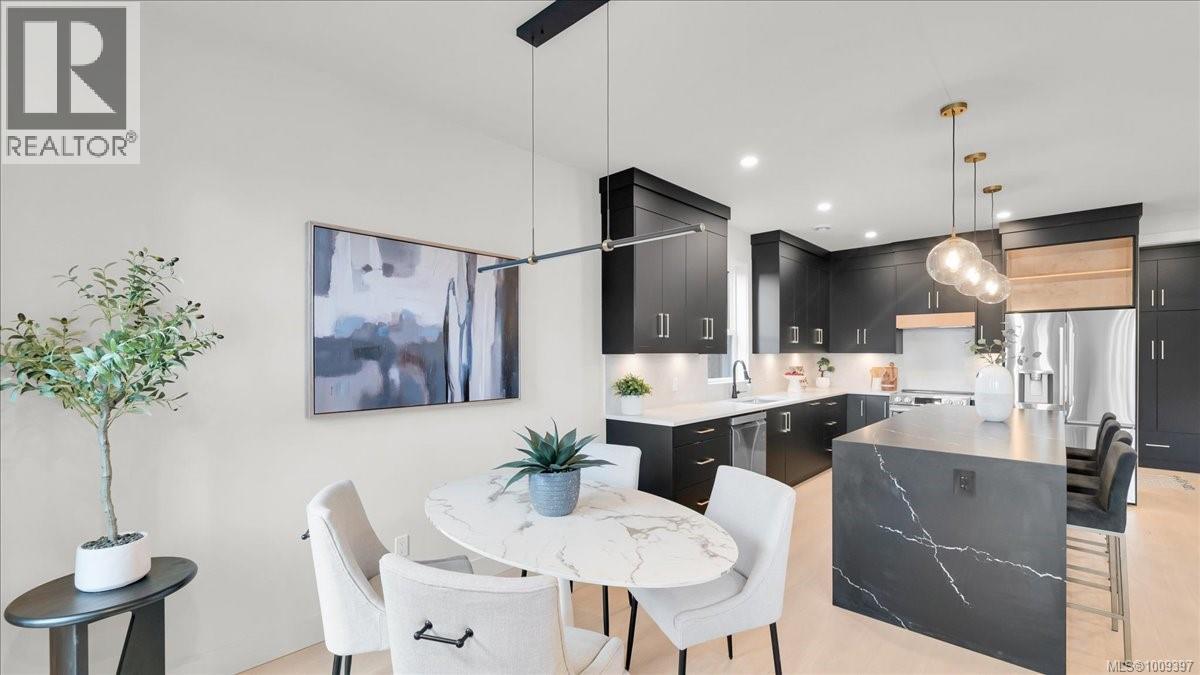 2 588 Whiteside St, Saanich, British Columbia V8Z 1Y6 - Photo 12 - 1009397