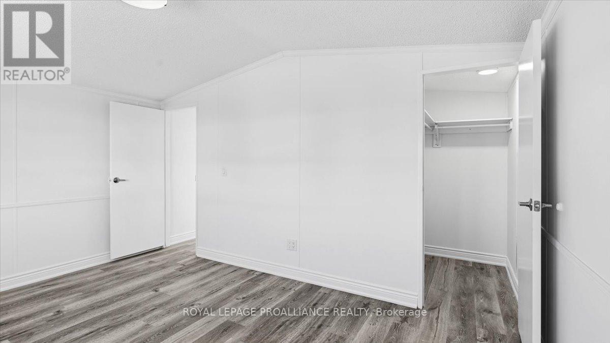 21 - 311 Dundas Street E, Quinte West, Ontario  K8V 1M1 - Photo 25 - X12606246