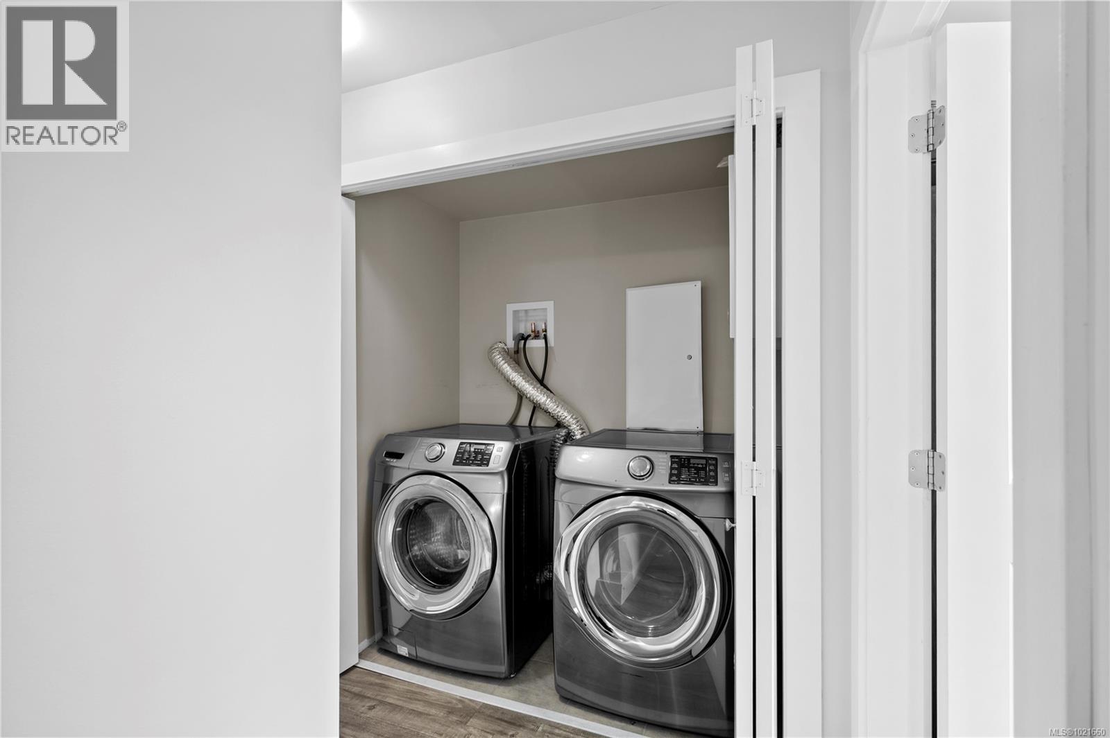 701 Strandlund Ave, Langford, British Columbia  V9B 3G2 - Photo 13 - 1021660