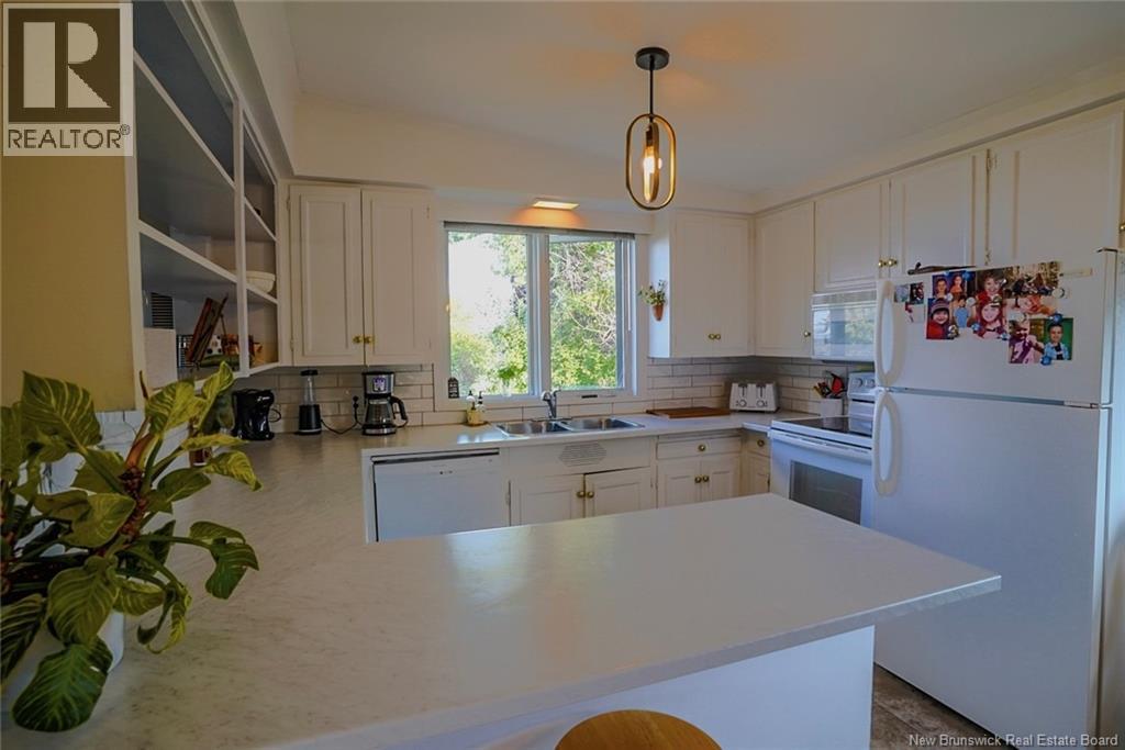 845 O'neil Avenue, Bathurst, New Brunswick E2A 2L2 - Photo 15 - NB125996