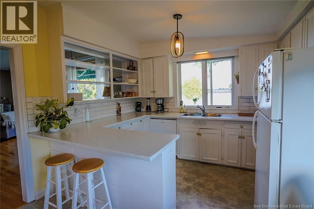 845 O'neil Avenue, Bathurst, New Brunswick E2A 2L2 - Photo 14 - NB125996