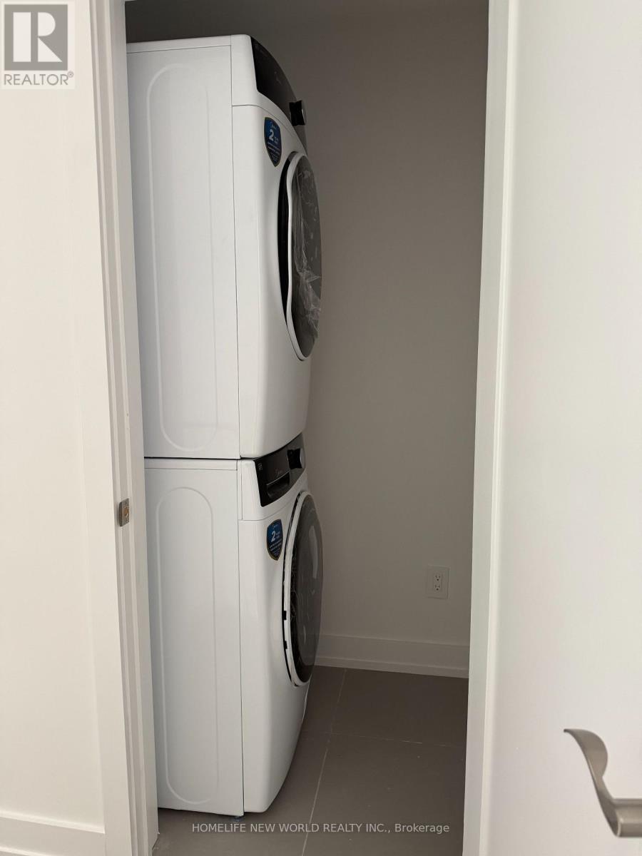 17 Carl Hill Lane, Richmond Hill, Ontario  L4C 7A6 - Photo 14 - N12582120