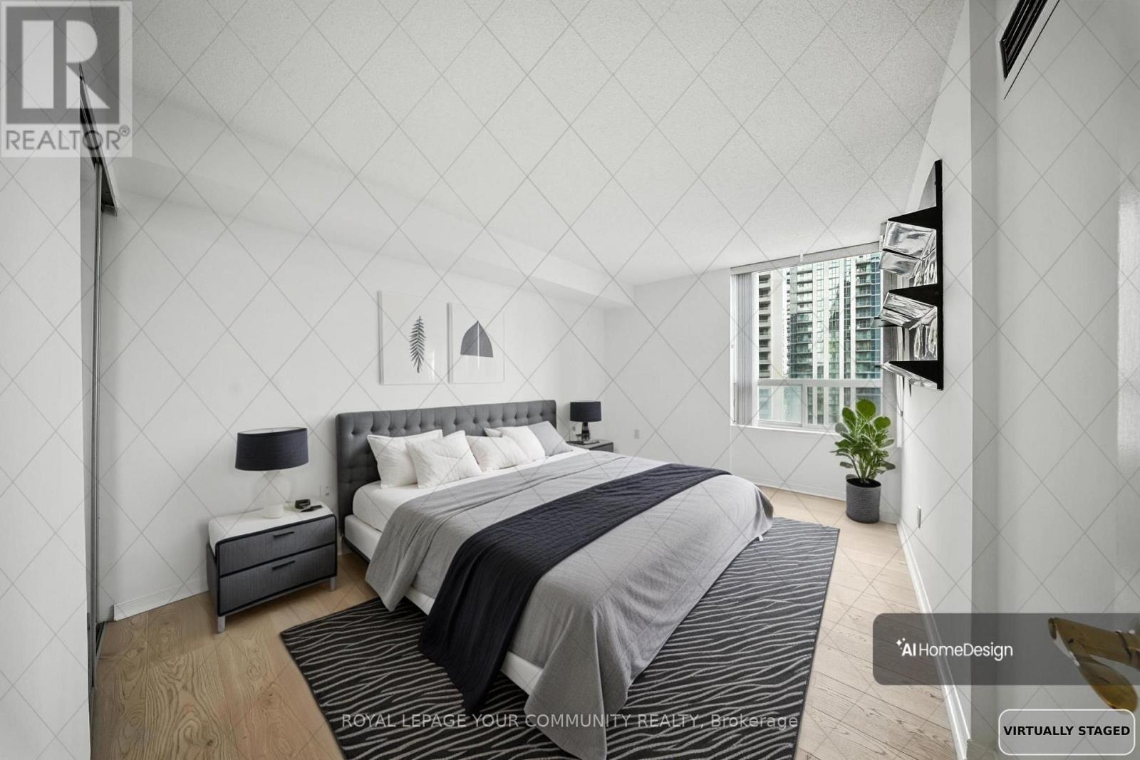 1404 - 330 Rathburn Road W, Mississauga, Ontario  L5B 3Y1 - Photo 10 - W12492800