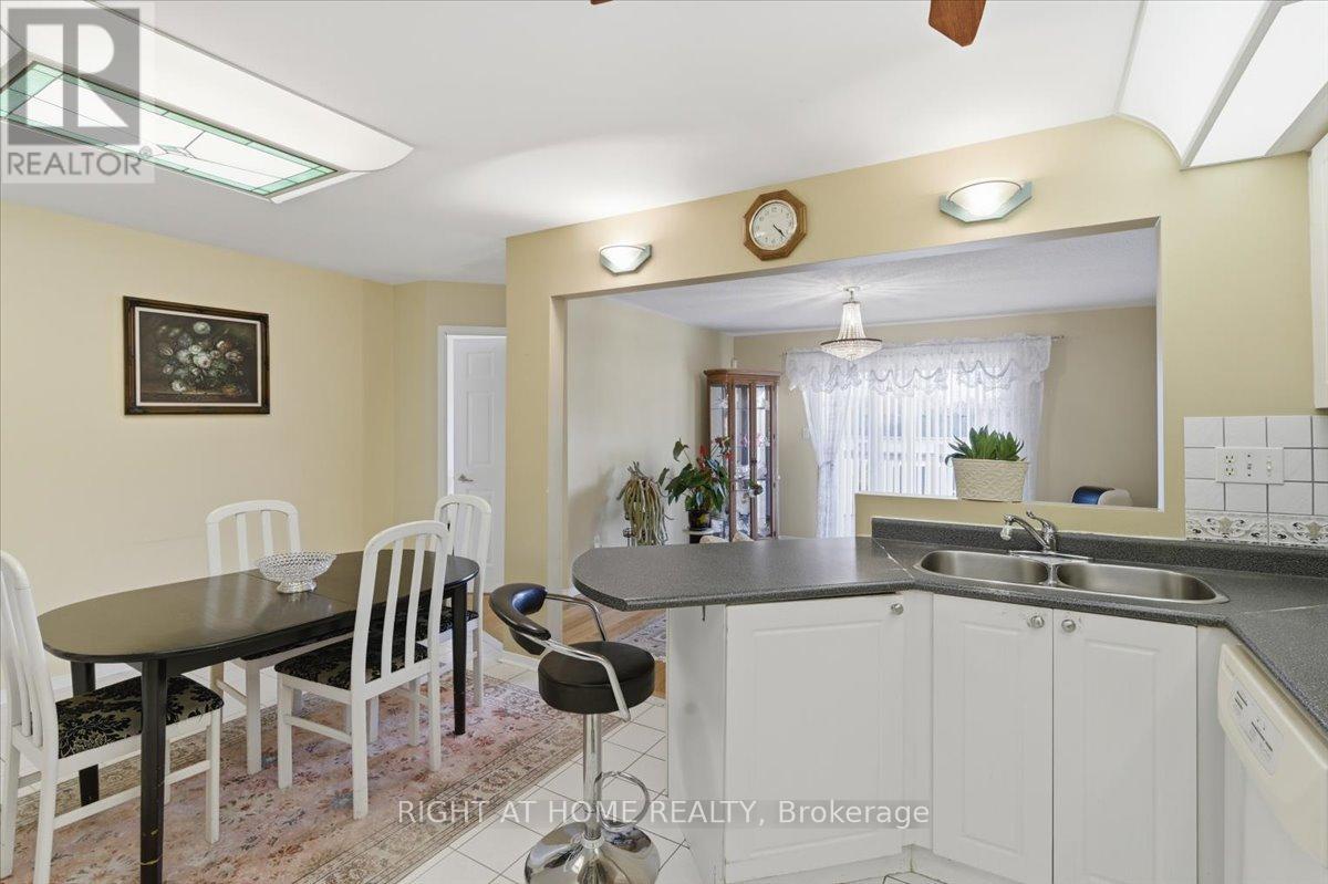 1349 Eagle Crescent, Peterborough, Ontario  K9K 2K7 - Photo 4 - X12580860