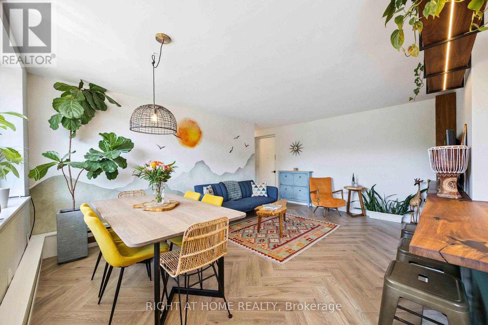 103 - 57 Neptune Drive, Toronto, Ontario  M6A 1X2 - Photo 4 - C12471730