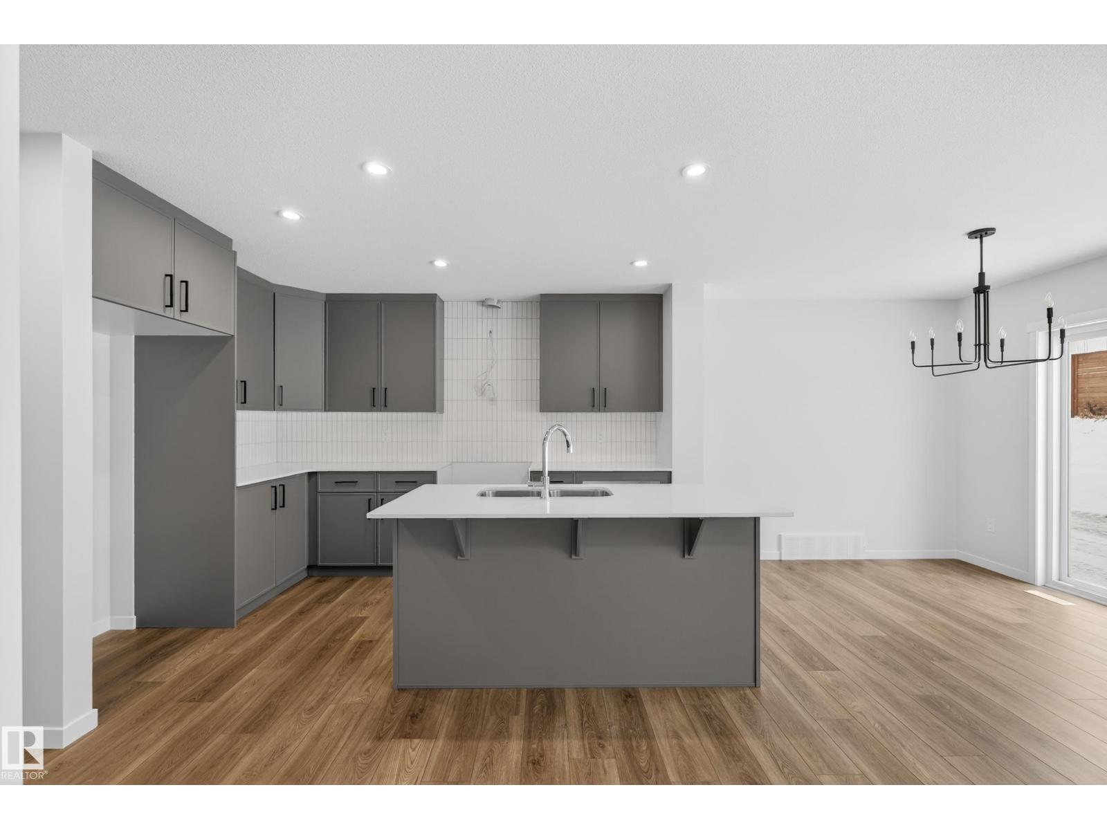 93 Rosewood Wy, St. Albert, Alberta  T8N 8B3 - Photo 4 - E4467599