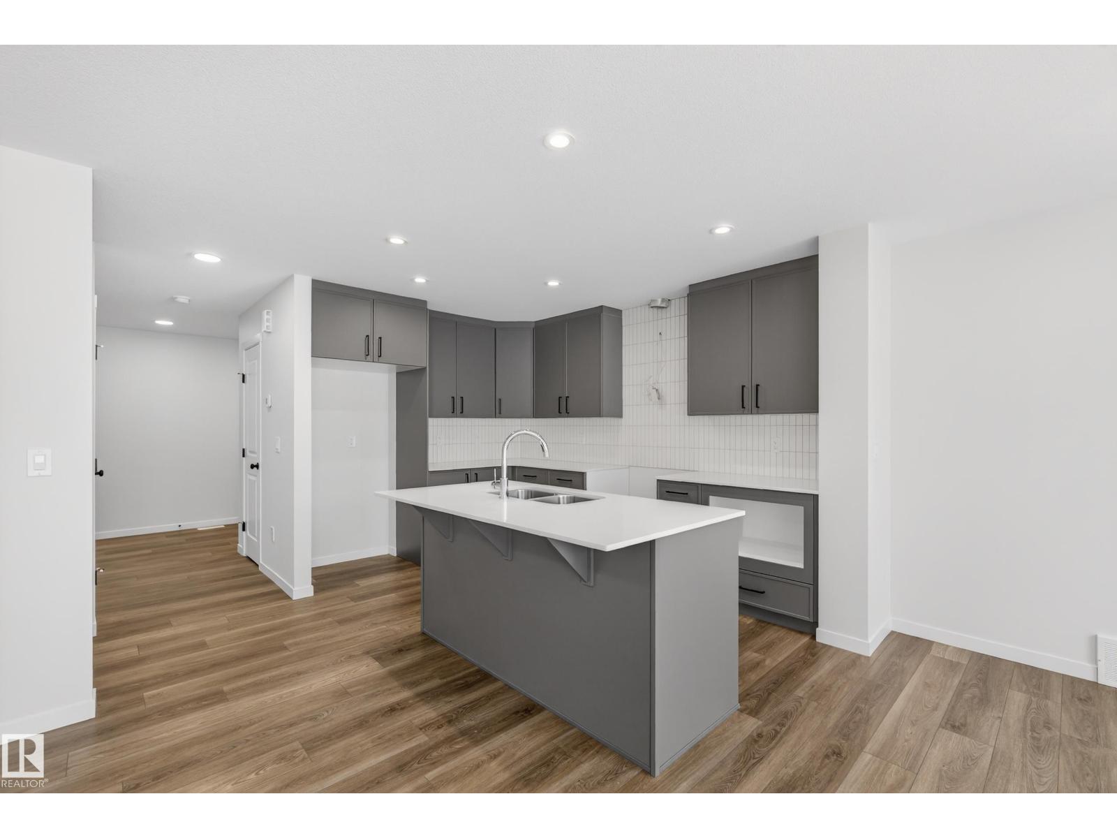 93 Rosewood Wy, St. Albert, Alberta  T8N 8B3 - Photo 6 - E4467599