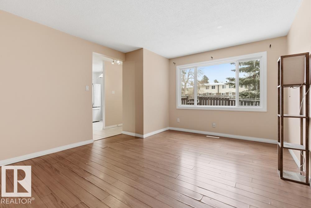 196 Roseland Vg Nw, Edmonton, Alberta  T5E 5R6 - Photo 5 - E4467600
