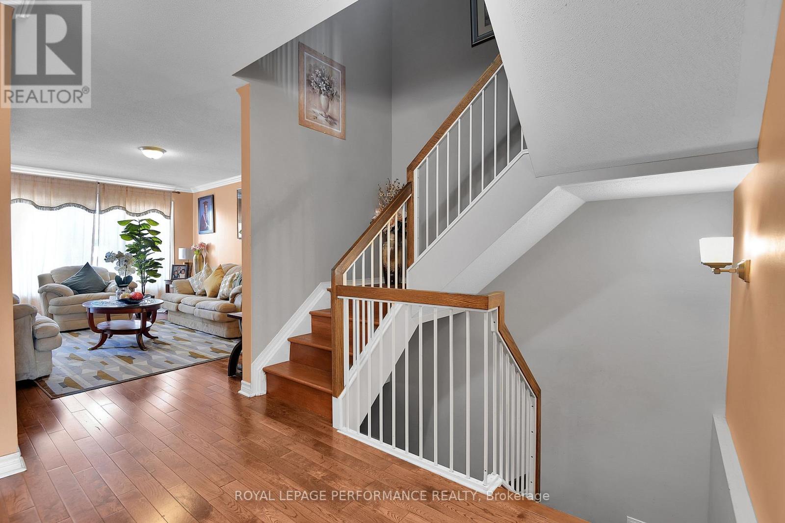 622 Louis Toscano Drive, Ottawa, Ontario  K4A 0B3 - Photo 6 - X12606984