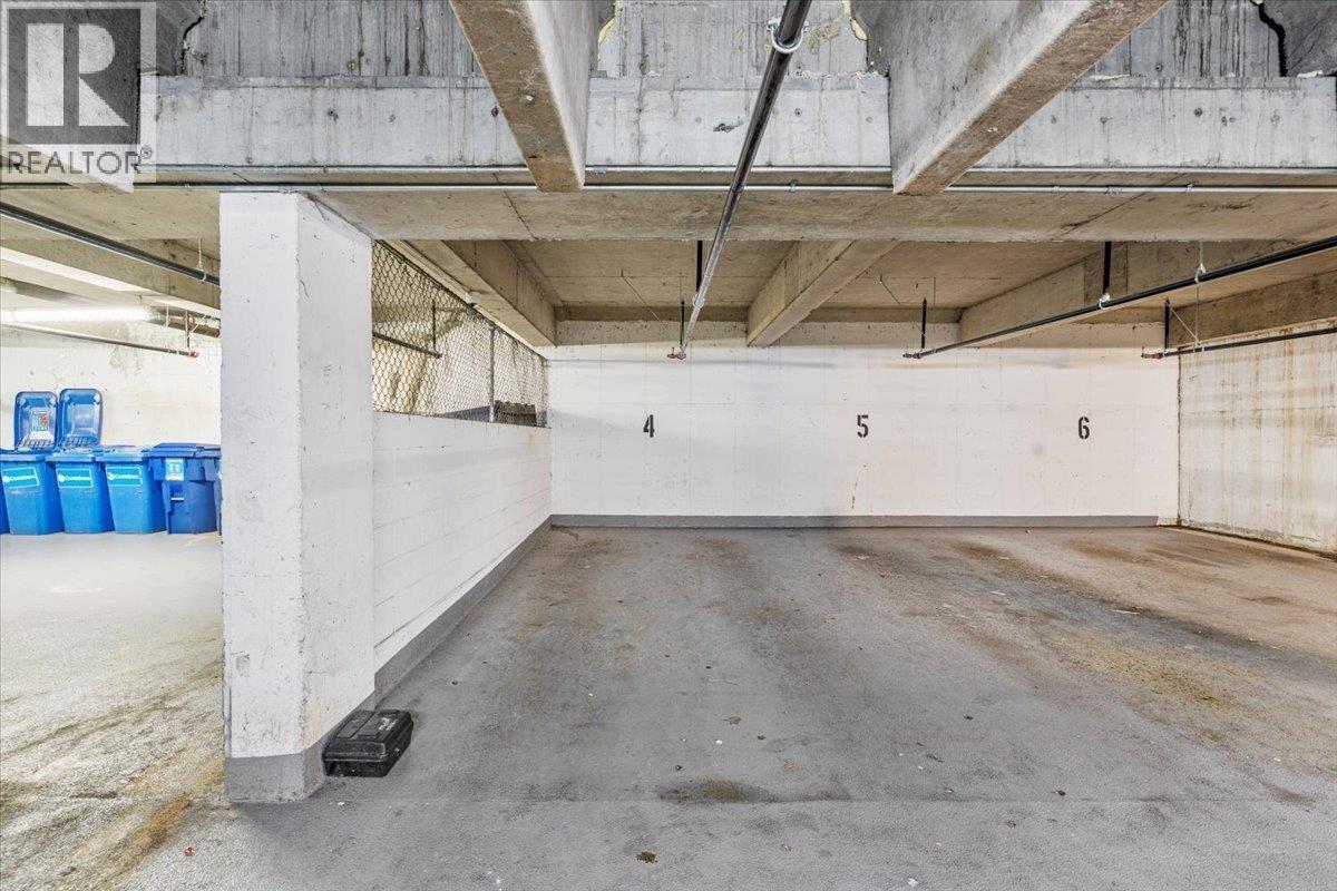 911 2016 Fullerton Avenue, North Vancouver, British Columbia  V7P 3E6 - Photo 19 - R3072514