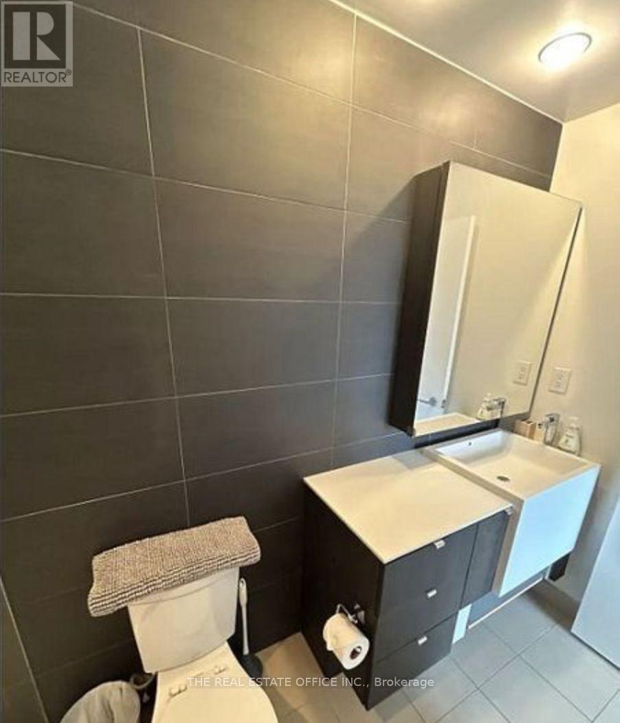 151 Dan Leckie Way, Toronto, Ontario M5V 4B2 - Photo 7 - C12606954