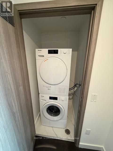 4607 - 1 Concord Cityplace Way, Toronto, Ontario  M5V 0X3 - Photo 10 - C12606972