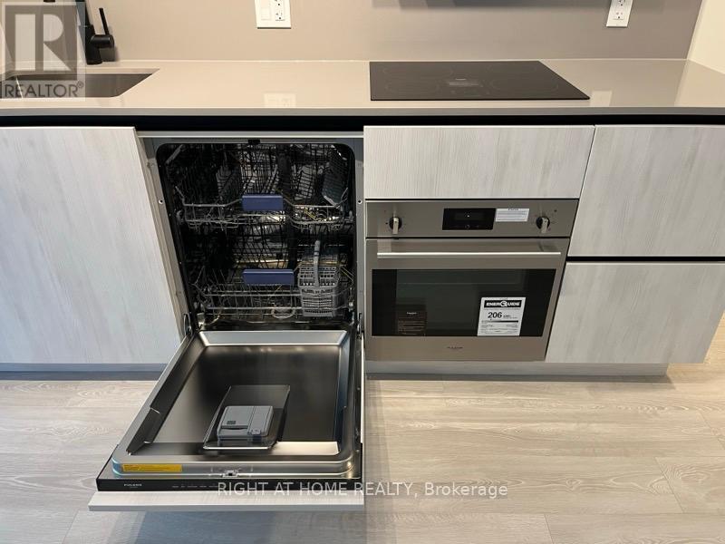 327 - 35 Parliament Street, Toronto, Ontario  M5A 0Z5 - Photo 5 - C12606974