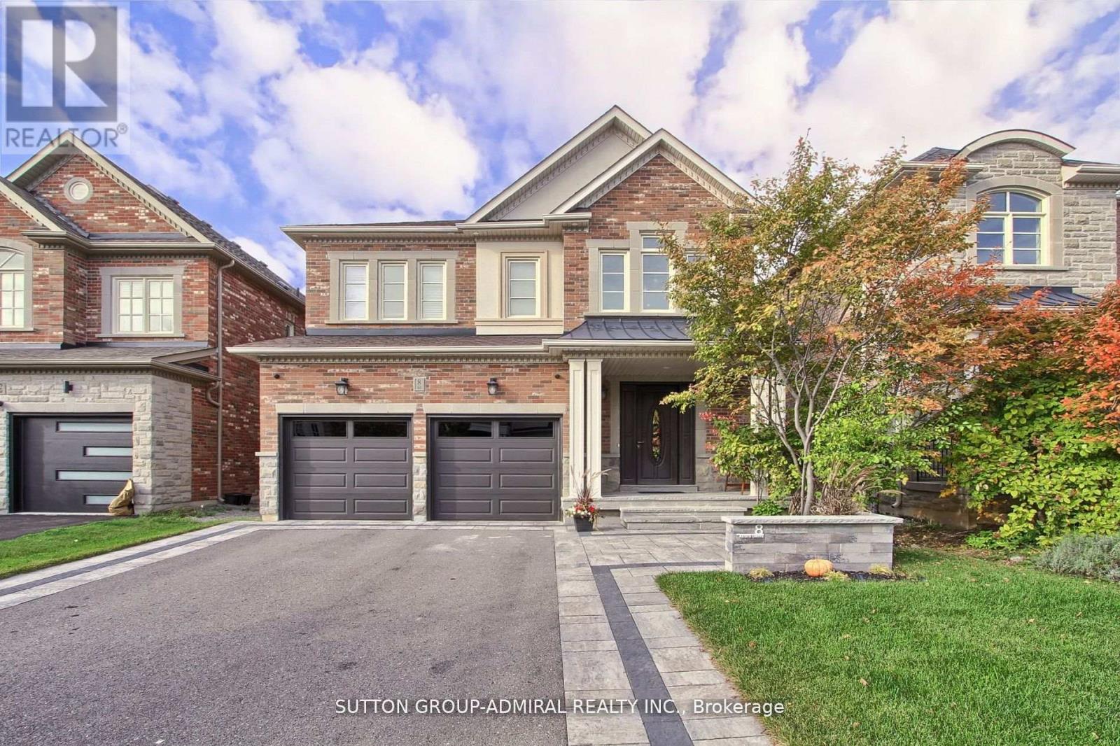 8 Aegis Drive, Vaughan, Ontario  L6A 4M6 - Photo 2 - N12606980