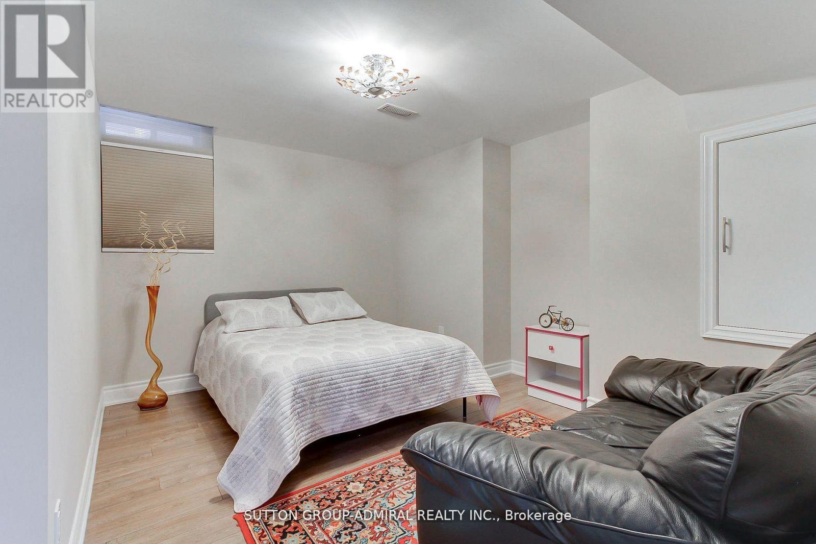 8 Aegis Drive, Vaughan, Ontario  L6A 4M6 - Photo 48 - N12606980