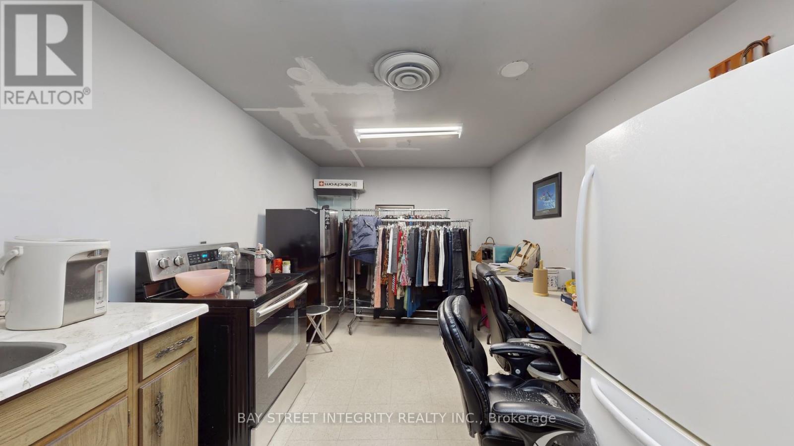 6 & 7 - 80 Bullock Drive, Markham, Ontario  L3P 3P7 - Photo 20 - N12606986