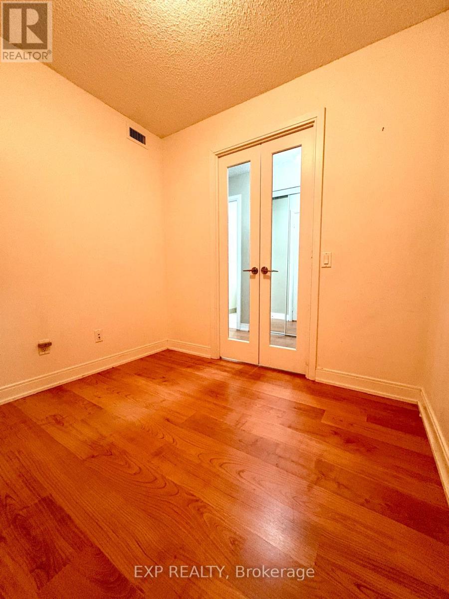 732 - 35 Viking Lane, Toronto, Ontario  M9B 0A2 - Photo 13 - W12606958